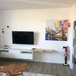 Casa Falcoeiras - Al Com Vista Ria 아파트 *